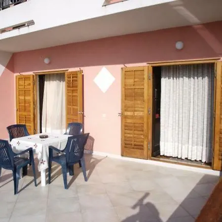 Apartman Mira
